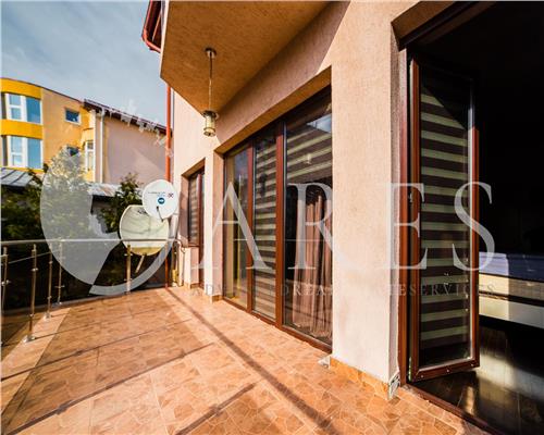 Vanzare Vila 8 Camere Fizicienilor Proprietate Exclusivista  Lux Comision 0 %