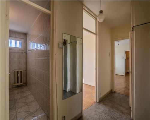 BABA NOVACDRISTOR,APARTAMENT,3 CAMERE,70 MP,ETAJ 9,INVESTITIE