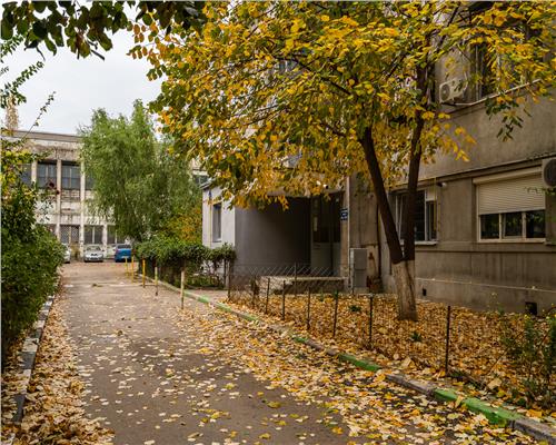 MUNCII BASARABIA,GARSONIERA,20 MP,ETAJ 3,BLOC 1970,INVESTITIE