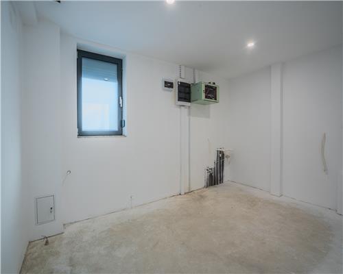 CERNICA,VILA INDIVIDUALA LIPITA,5 CAMERE,453 MP,TEREN 587 MP,PISCINA,DESCHIDERE LAC