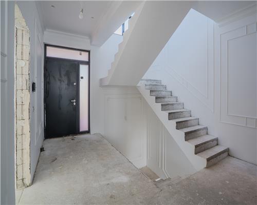 CERNICA,VILA INDIVIDUALA LIPITA,5 CAMERE,453 MP,TEREN 587 MP,PISCINA,DESCHIDERE LAC