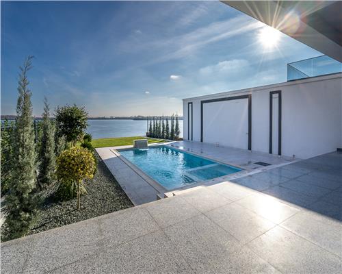 CERNICA,VILA INDIVIDUALA LIPITA,5 CAMERE,453 MP,TEREN 587 MP,PISCINA,DESCHIDERE LAC