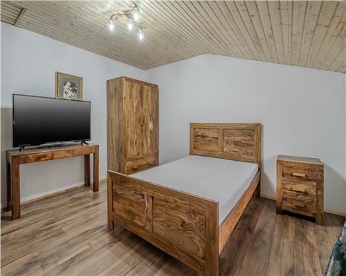 PROGRESUL GIURGIULUI,VILA INDIVIDUALA,5 CAMERE,221 MP,TEREN 379 MP