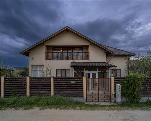 DOMNESTI,VILA INDIVIDUALA,4 CAMERE,258 MP,TEREN 700 MP,AN 2017