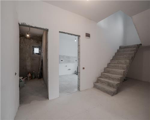 VILA  VOLUNTARI,4 CAMERE,3 BAI,154 MP,TEREN 193 MP