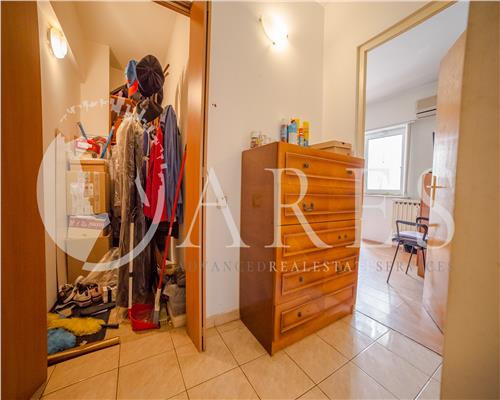 Vanzare Apartament 3 Camere Crangasi