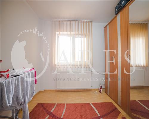 Vanzare Apartament 4 Camere Dristor Ramnicu Sarat
Comision 0 %