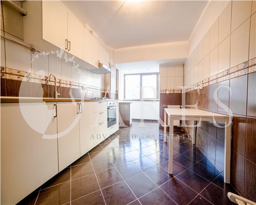 Apartament 3 Camere 106 MP Etaj 1 Nemobilat Renovat  Iancului