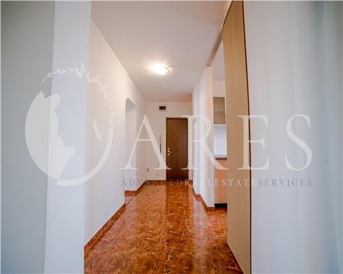 Apartament 3 Camere 81 MP Nemobilat Alba Iulia Burebista