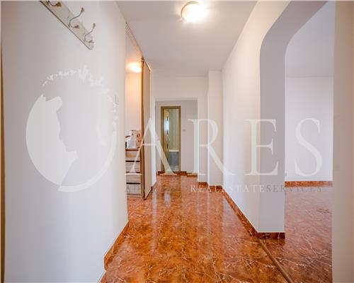 Apartament 3 Camere 81 MP Nemobilat Alba Iulia Burebista