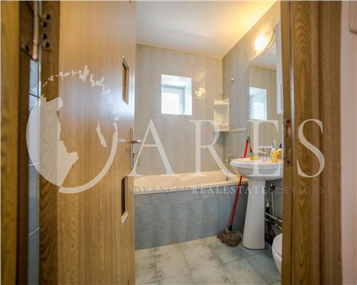 Apartament 3 Camere 81 MP Nemobilat Alba Iulia Burebista