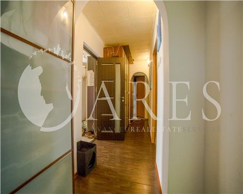 Vanzare Apartament 4 Camere Vitan Mall