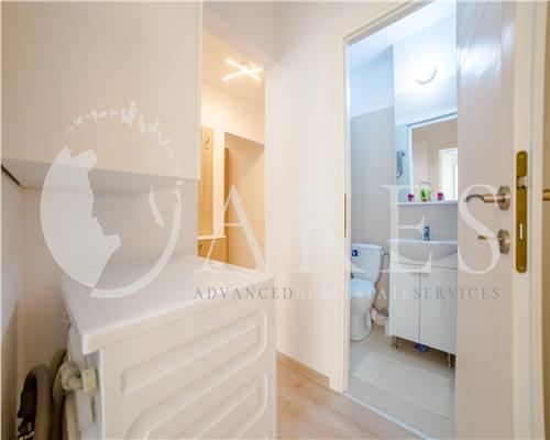 Apartament 2 Camere 45 MP + Camera Dressing Mobilat  Calea Victoriei