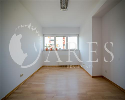 Apartament 4 Camere 152 MP Nemobilat Birouri Unirii Carol