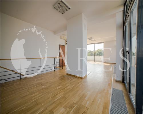 Apartament 4 Camere 152 MP Nemobilat Birouri Unirii Carol