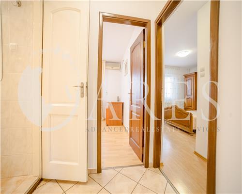 Apartament 3 Camere 85 MP Decomandat Vitan Mall